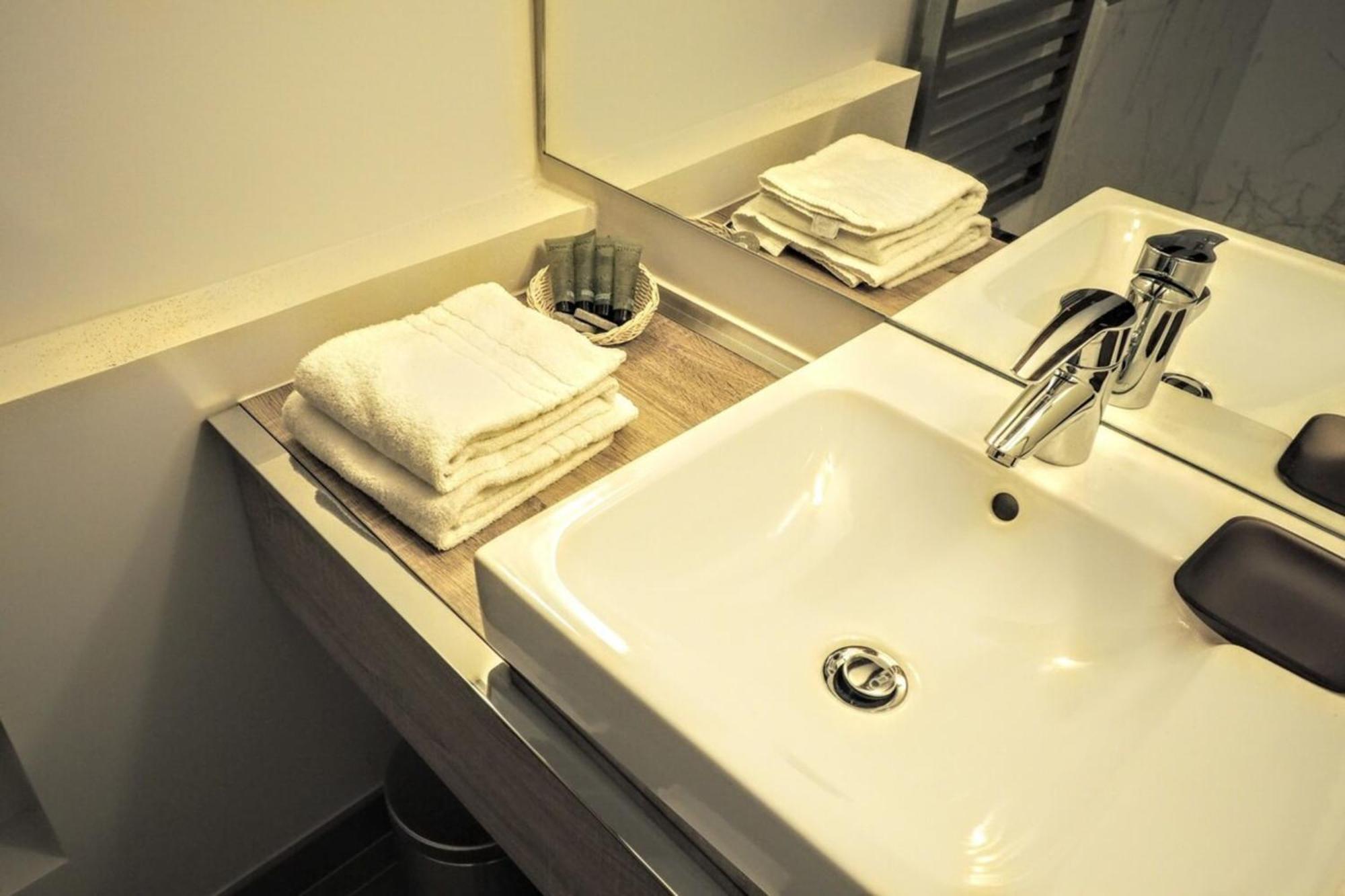 Moliere Chicsuites Paris Luaran gambar